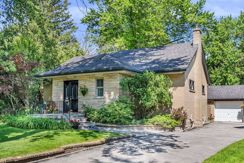 55 Hemford Crescent, Toronto, ON M3B 2S4