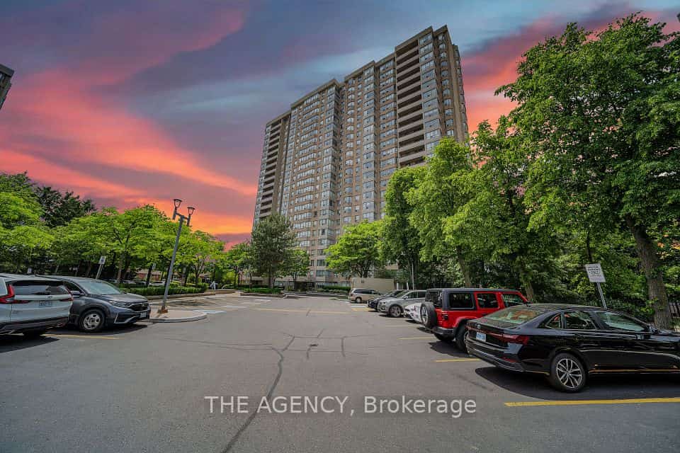 30 Malta Avenue #505, Brampton, ON L6Y 4S5