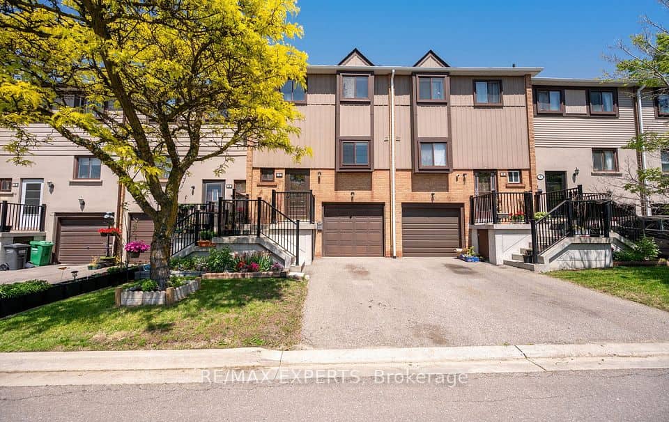 5 Moregate Crescent, Brampton