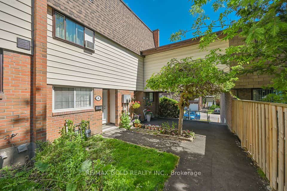 180 Mississauga Valley Boulevard #87, Mississauga, ON L5A 3M2