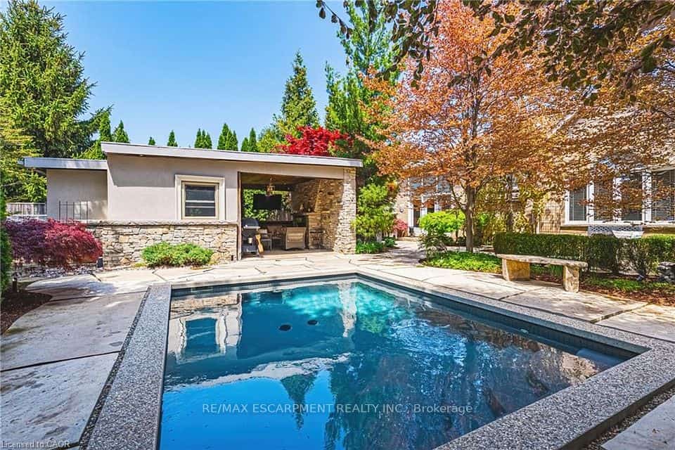 2178 Berwick Drive, Burlington, ON L7M 5C2