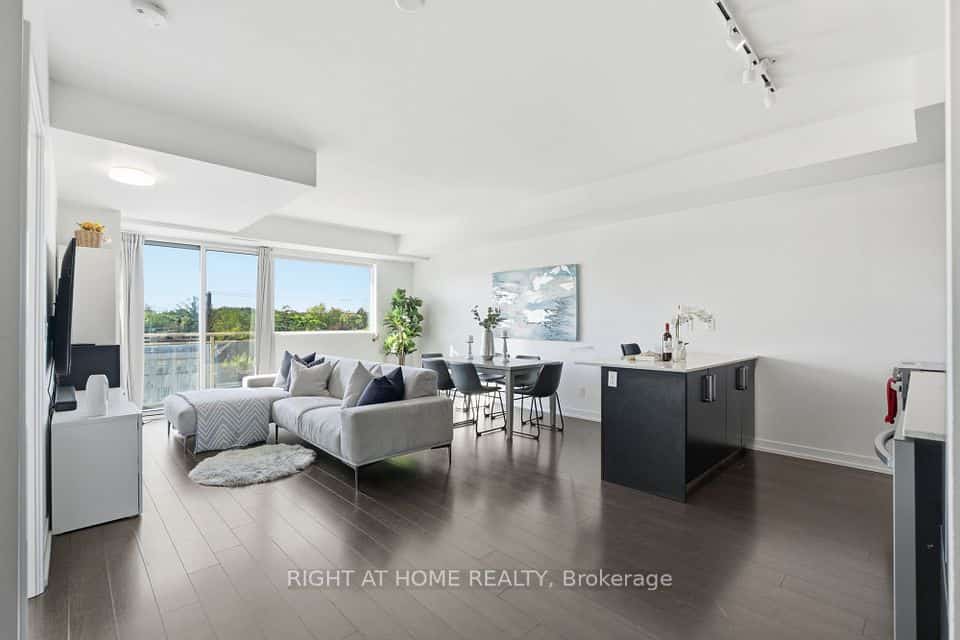 5101 Dundas Street W #411, Toronto, ON M9A 5G8