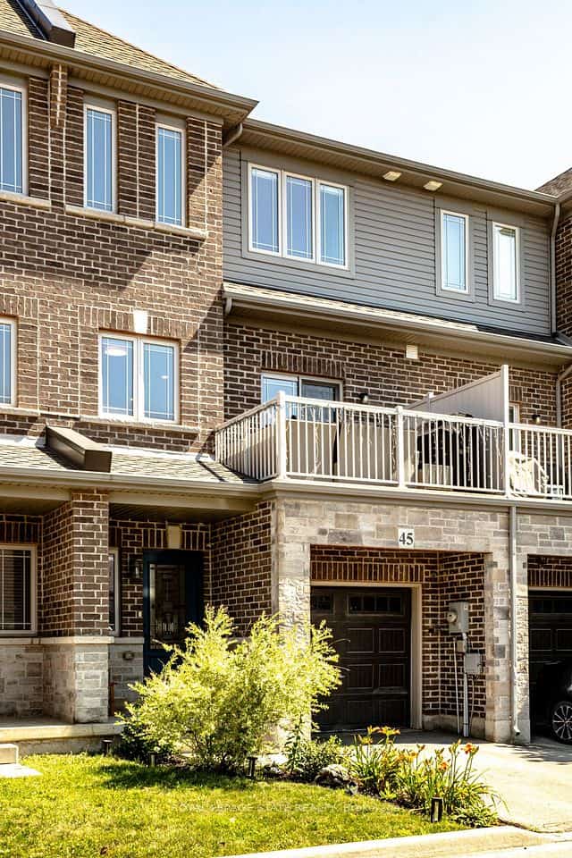 45 Crossings Way, Hamilton, ON L0R 1P0