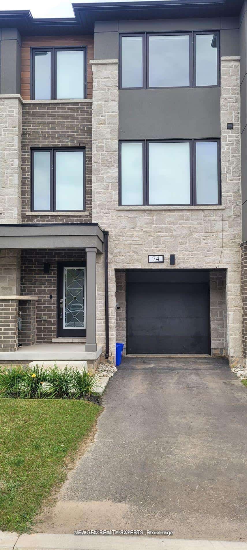74 Windtree Way, Halton Hills, ON L7G 0P6