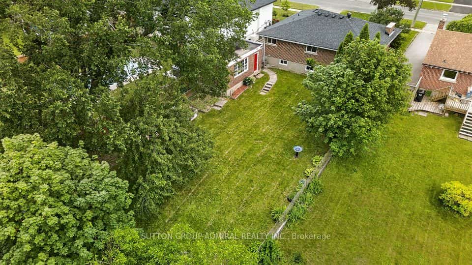 26 Shannon Street, Barrie, ON L4M 2K8
