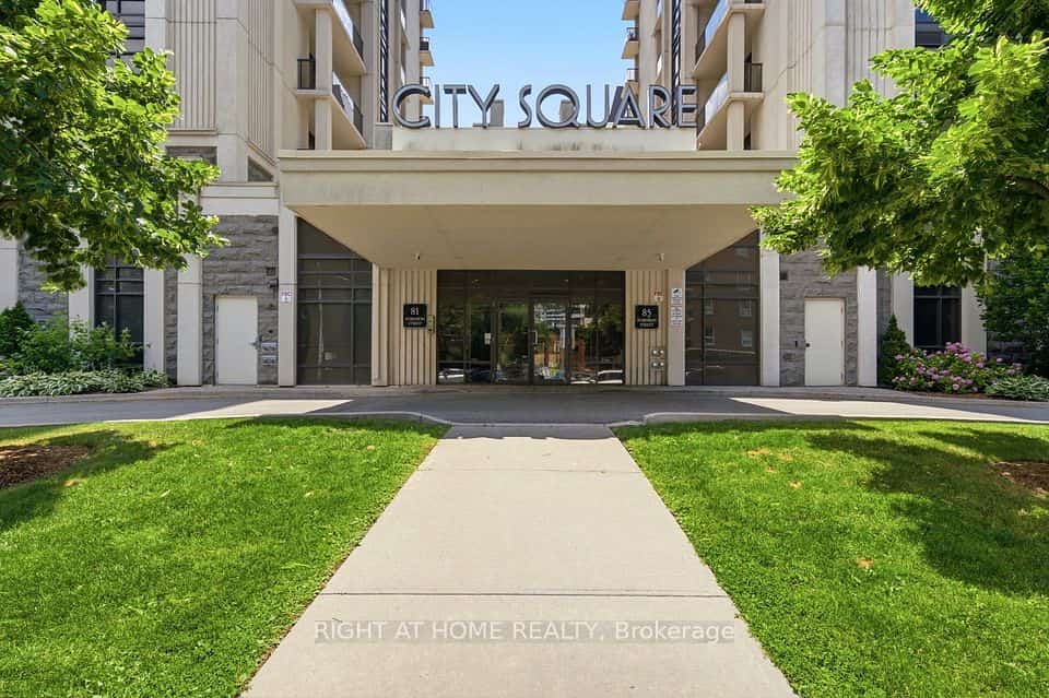81 Robinson Street #603, Hamilton, ON L8P 1Z2