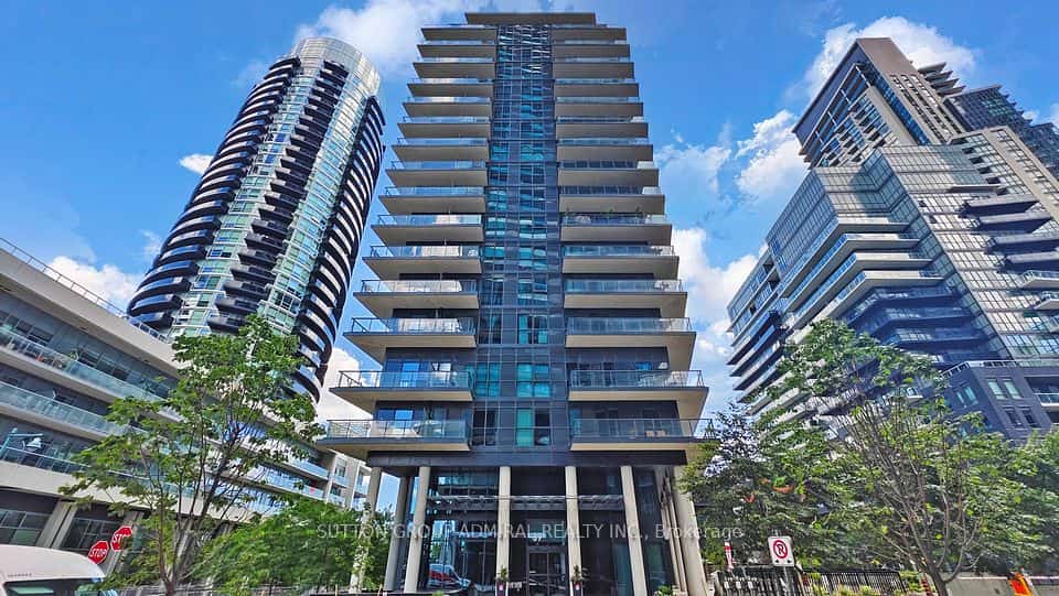 39 Annie Craig Drive #TH104, Toronto, ON M8V 0C5