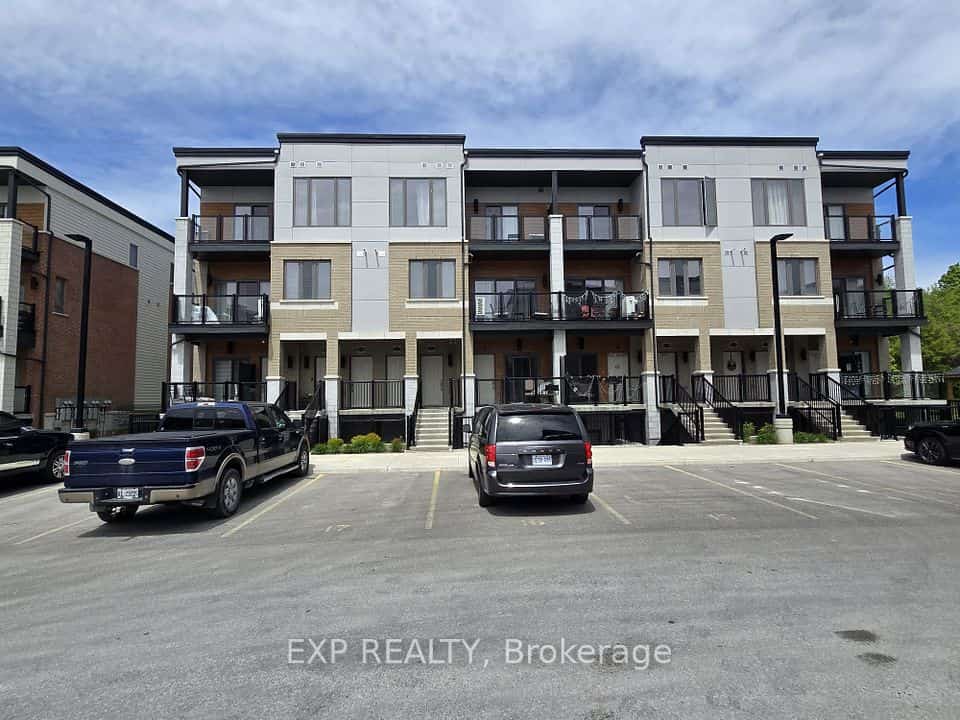 25 Isherwood Avenue #13, Cambridge, ON N1R 0E2
