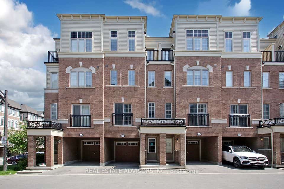 2696 Deputy Minister Path #169, Oshawa, ON L1H 7K4
