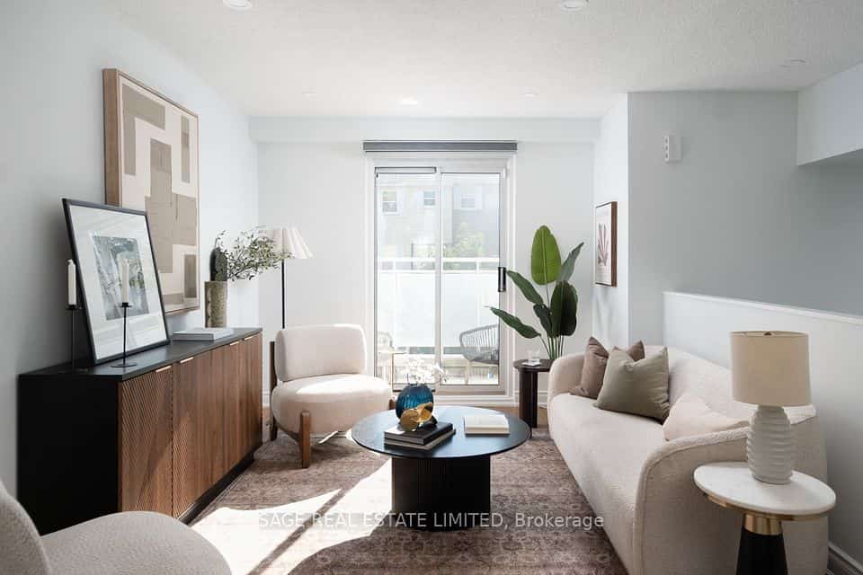 1862 John Street, Markham, ON L3T 1Z1