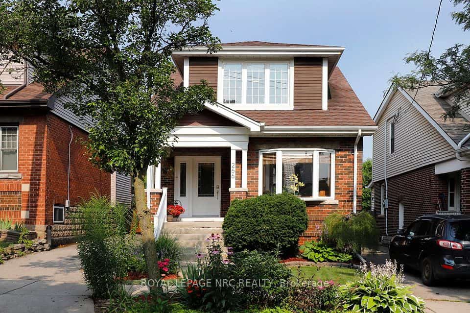 266 London Street S, Hamilton, ON L8K 2H2