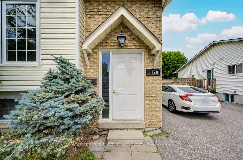 1179 Simcoe Street S, Oshawa, ON L1H 4M1