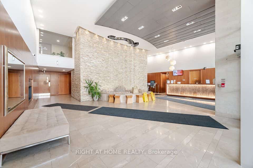 225 Webb Drive #2308, Mississauga, ON L5B 4P2
