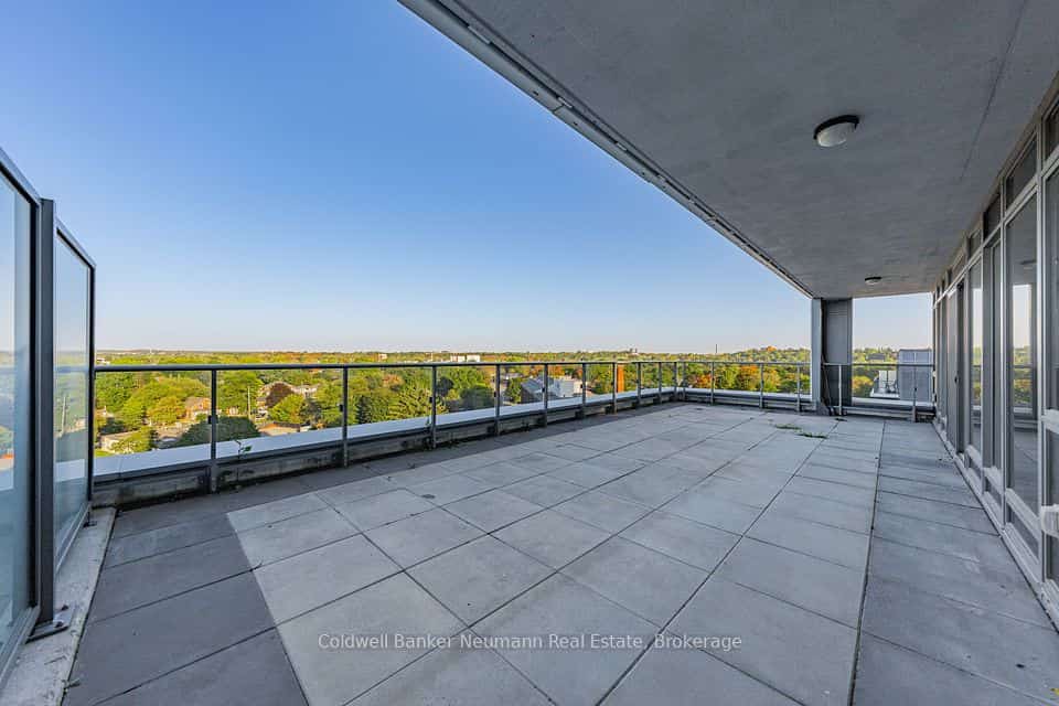 73 Arthur Street #802, Guelph, ON N1E 0S6