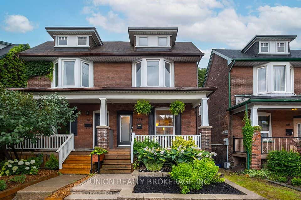 339 Kingston Road, Toronto, ON M4L 1T8