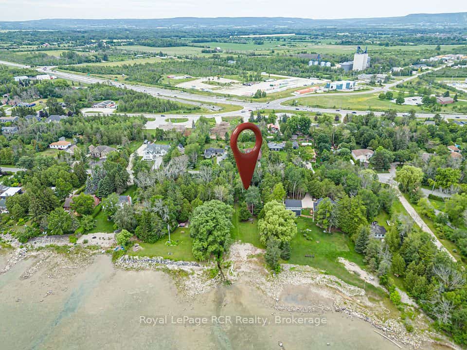 35 Georgian Manor Drive, Collingwood, ON L9Y 5P2