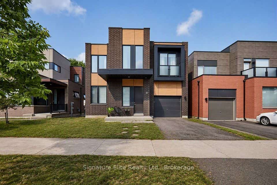 30 Stanley Greene Boulevard, Toronto, ON M3K 0A9