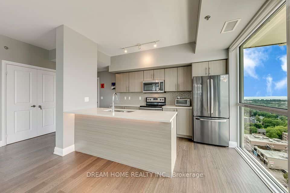 55 SPEERS Road #1609, Oakville, ON L6K 0H9