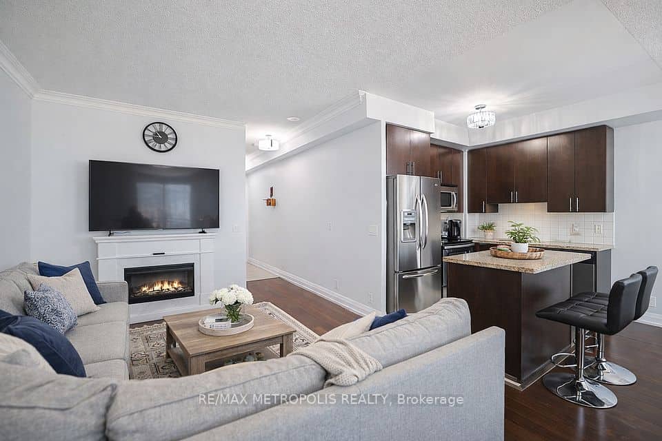1070 Sheppard Avenue W, Toronto