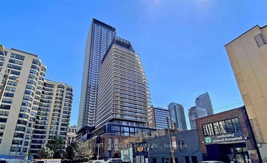 18 Maitland Terrace #1312, Toronto, ON M4Y 1B4