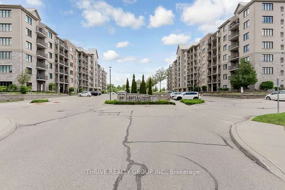 778 Laurelwood Drive #206, Waterloo, ON N2V 0G3
