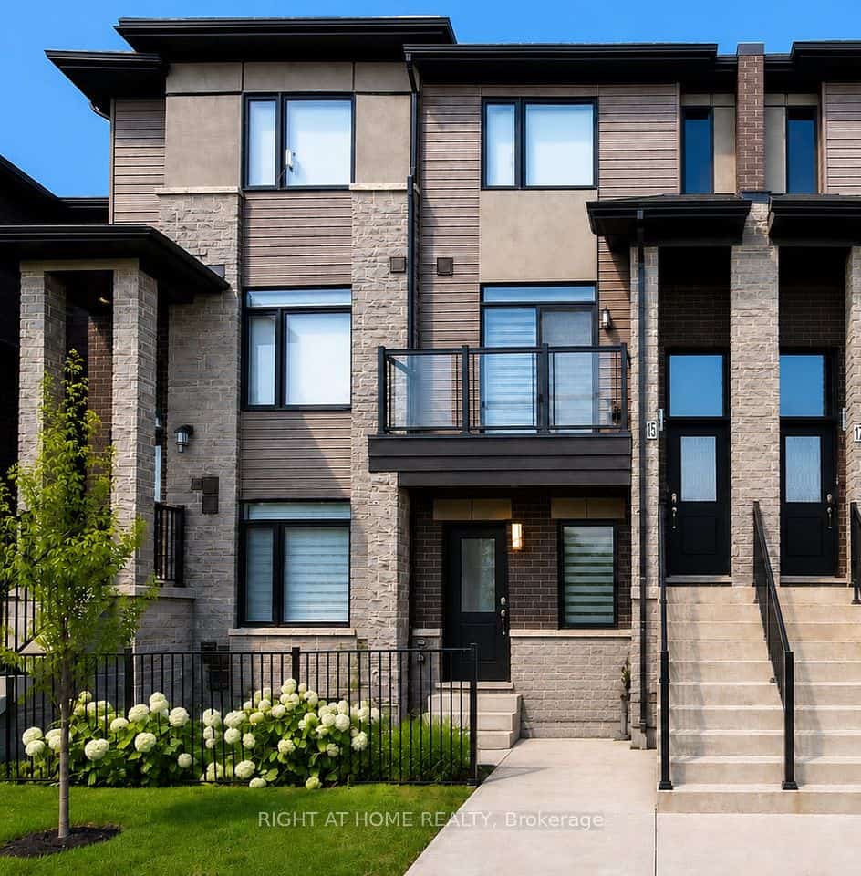 590 North Service Road #15, Hamilton, ON L8E 0K5