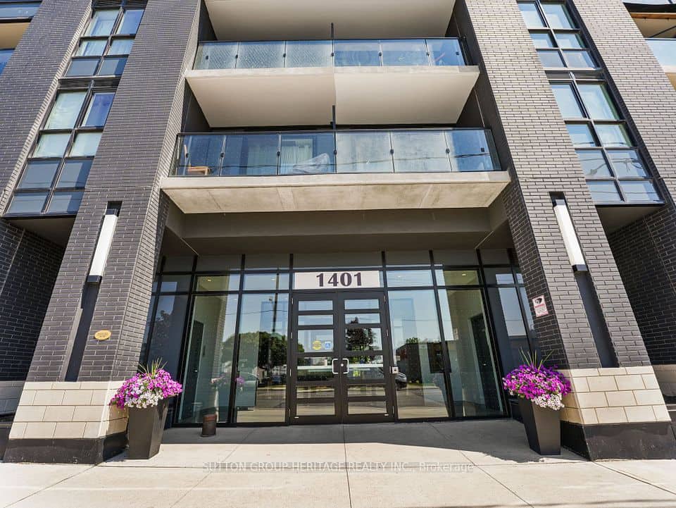 1401 O'Connor Drive, Toronto