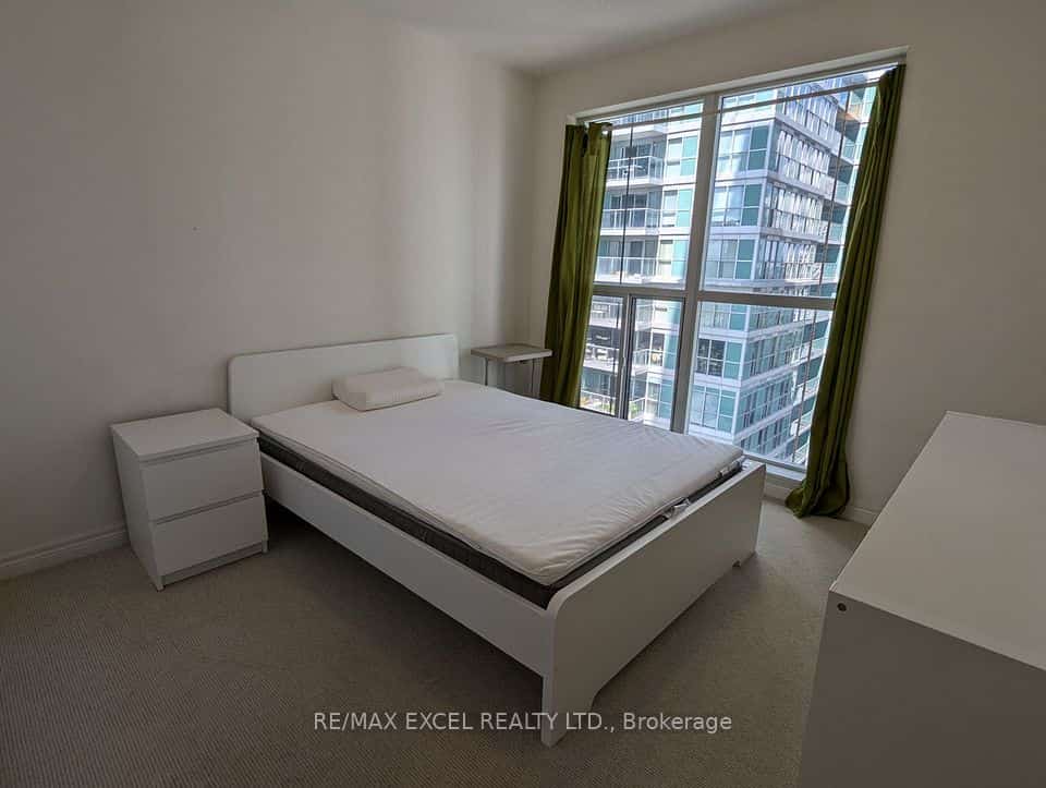 60 Town Centre Court #1605, Toronto, ON M1P 0B1