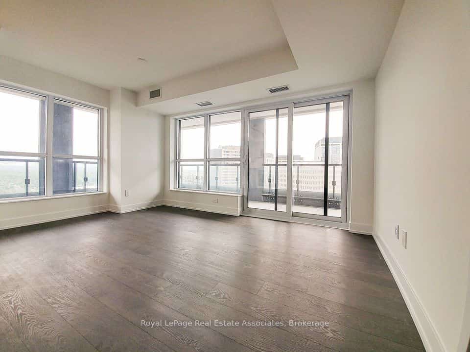 5 Mabelle Avenue #1528, Toronto, ON M9A 0C8