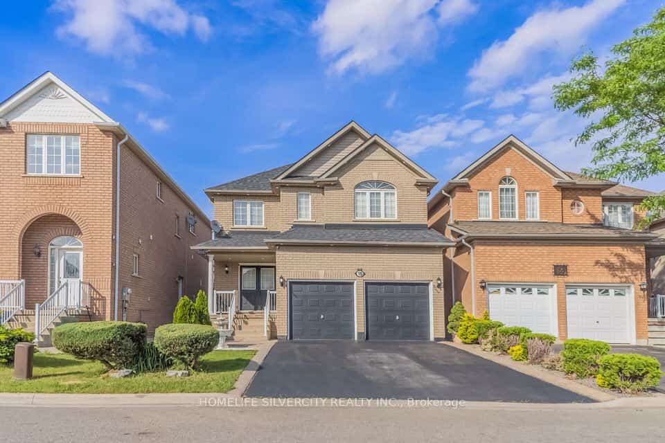 15 Newark Way, Brampton, ON L7A 2V1