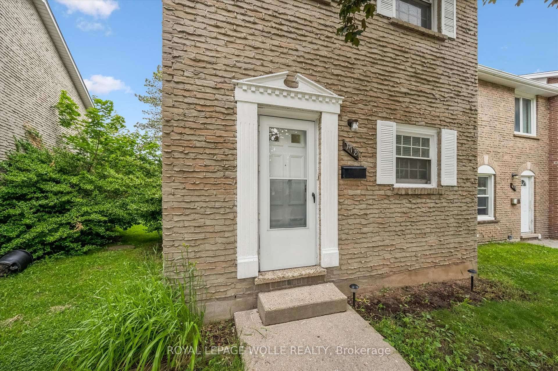 178 Westcourt Place, Waterloo, ON N2L 2R7
