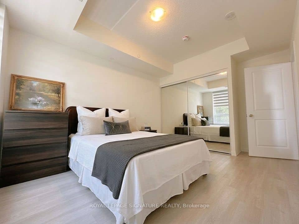 3270 Sheppard Avenue E, Toronto