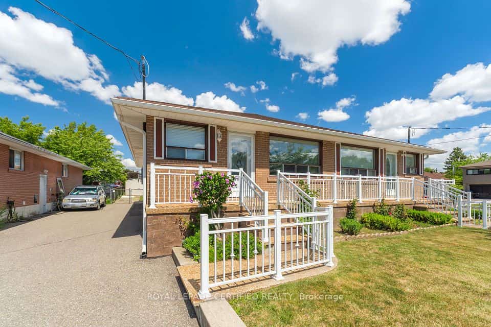 27 Milner Road, Brampton, ON L6W 3A7
