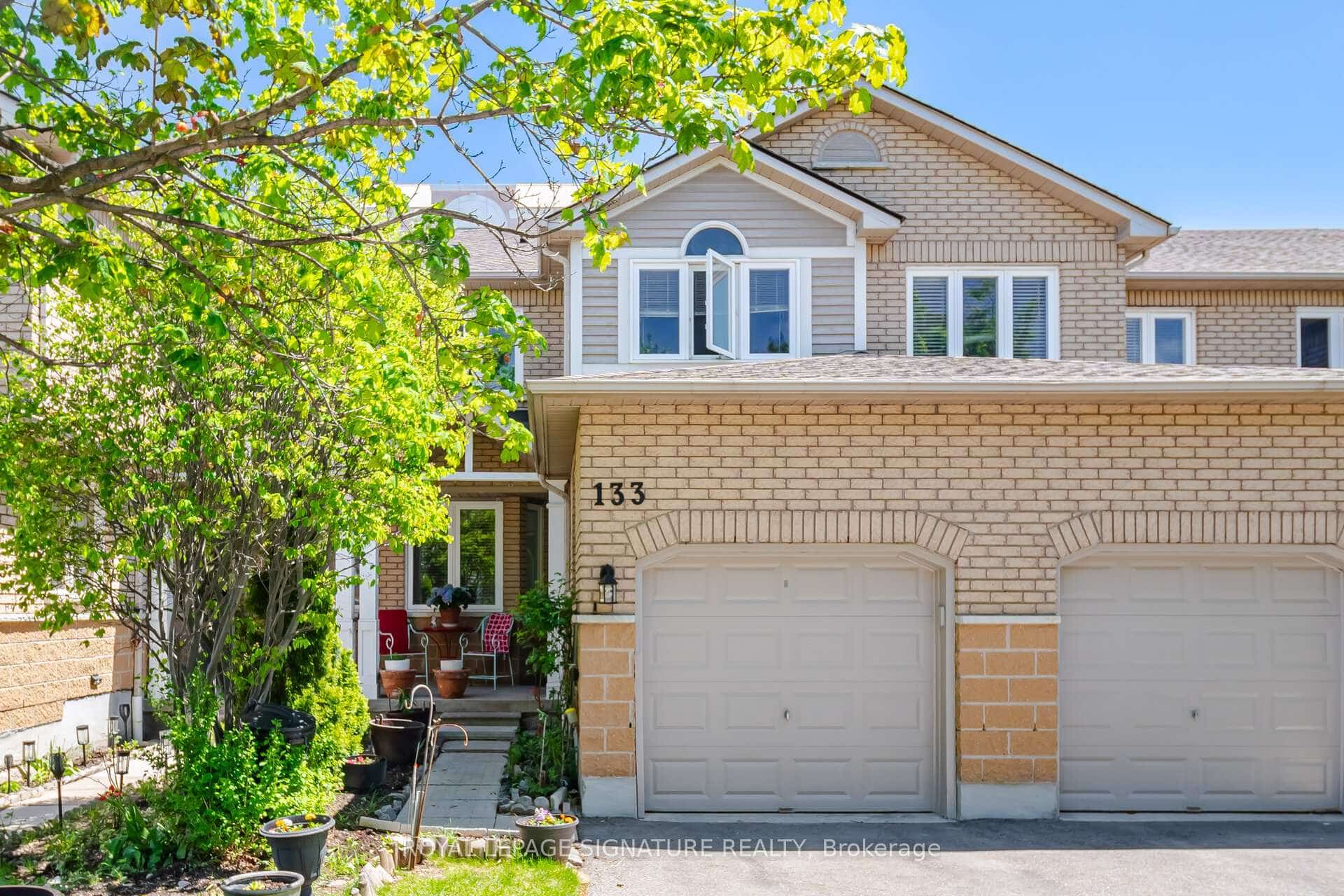 833 Scollard Court #133, Mississauga, ON L5V 2B4