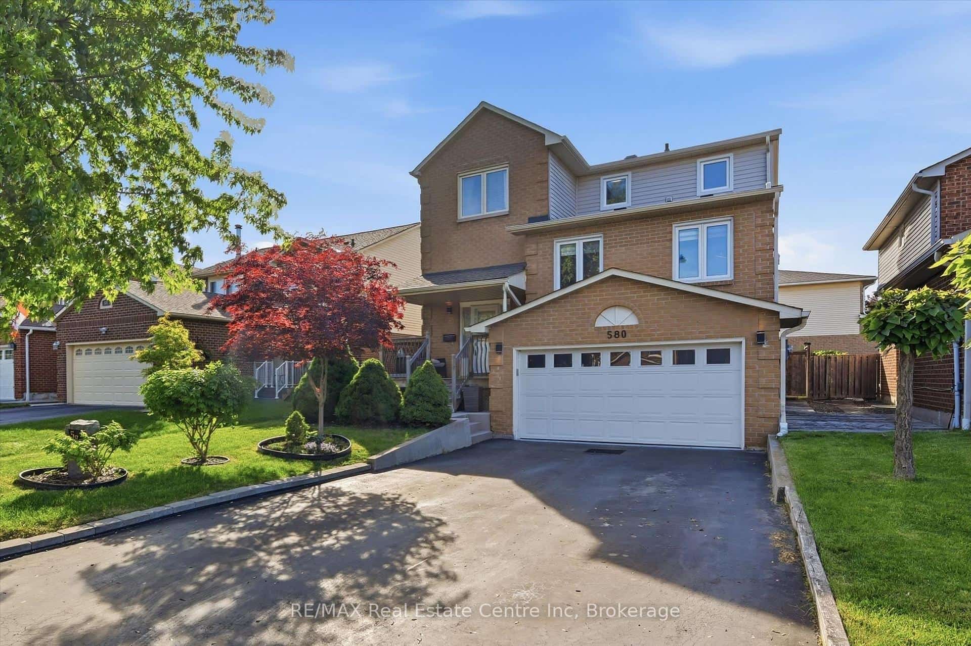 580 Clover Park Crescent, Milton, ON L9T 4W1