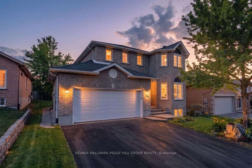 168 Wildwood Trail, Barrie, ON L4N 9Y6