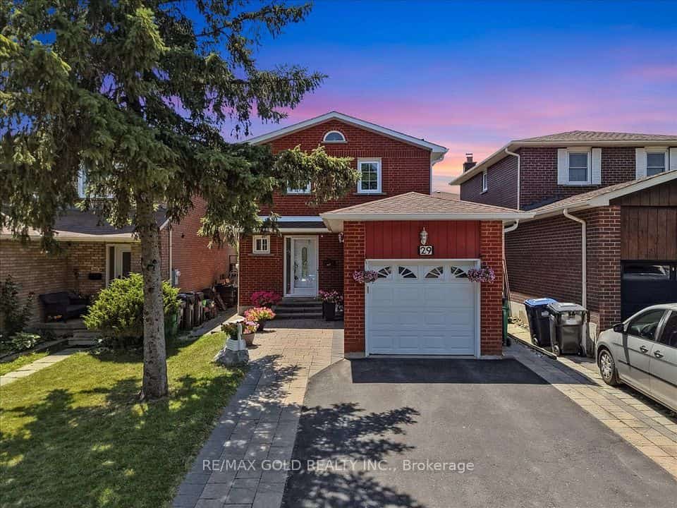 29 Tralee Street, Brampton, ON L6Z 2Z6