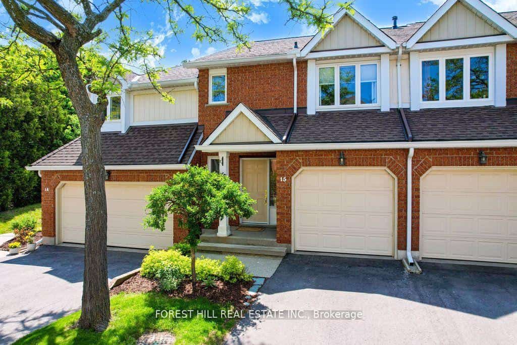 523 Beechwood Drive #15, Waterloo, ON N2T 2G7