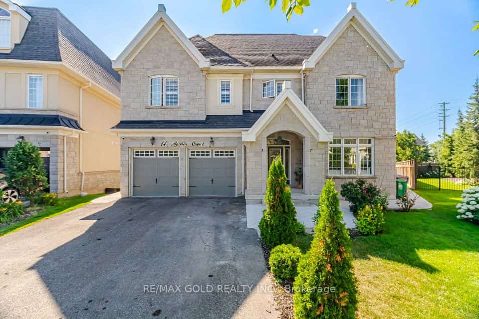 14 Ayrshire Court, Brampton, ON L6Z 0G6