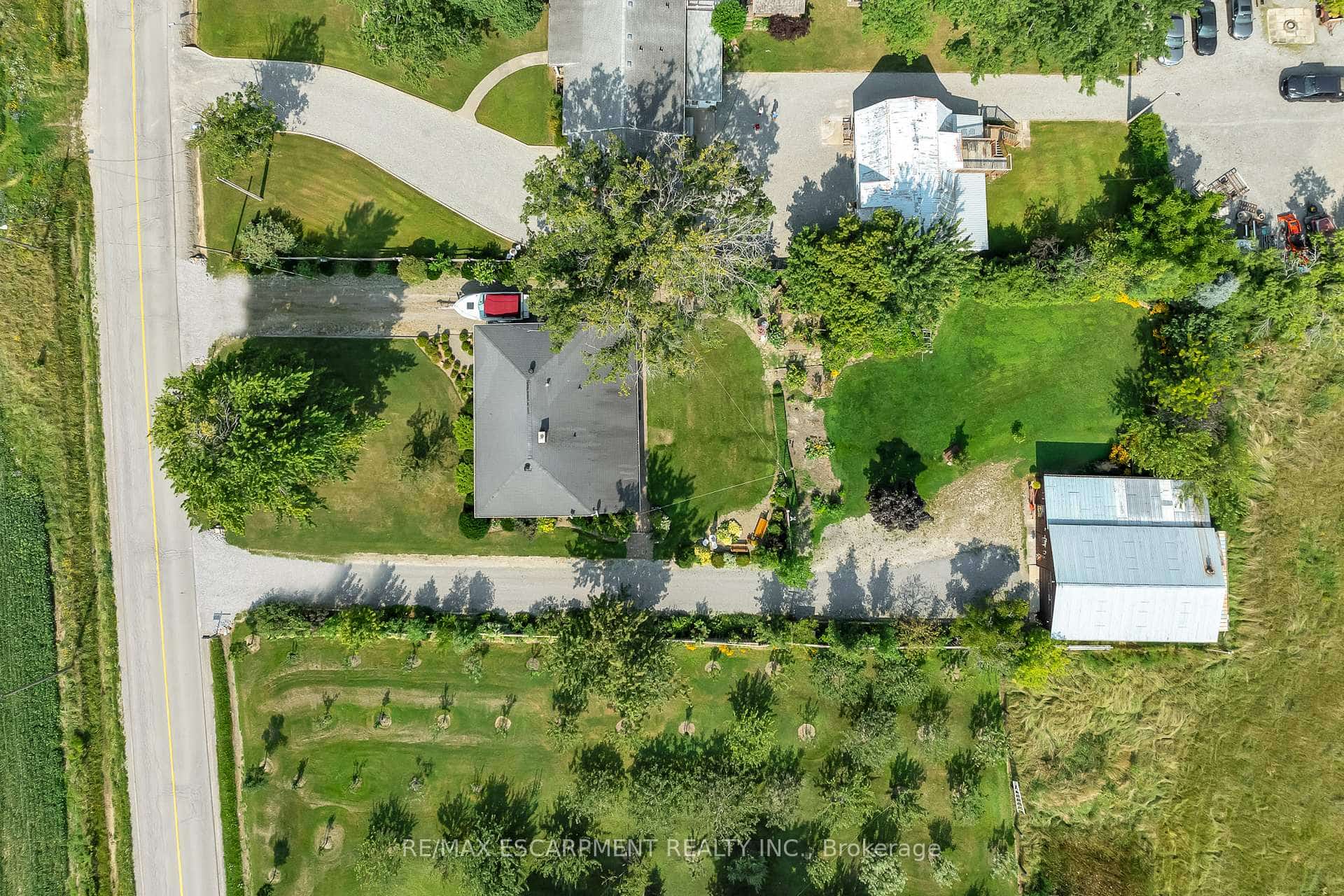 609 Green Mountain Road E, Hamilton, ON L8J 2Z7