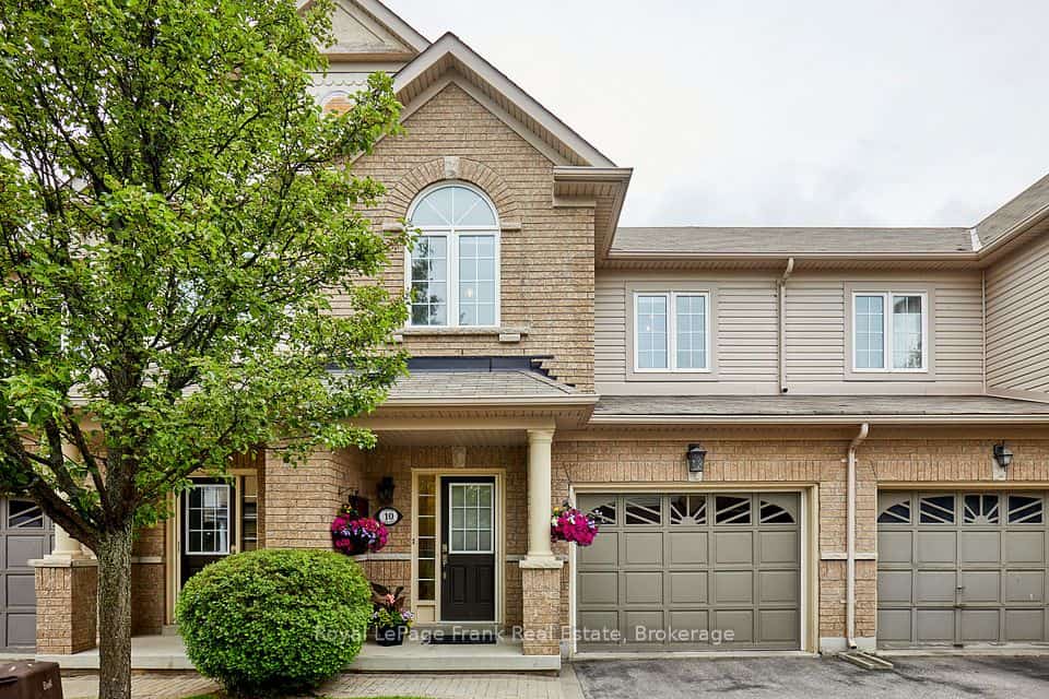 10 Lander Crescent, Clarington, ON L1C 0L4