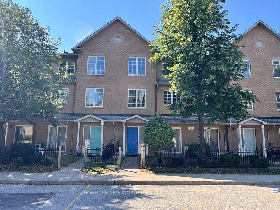 21 St. Moritz Way, Markham