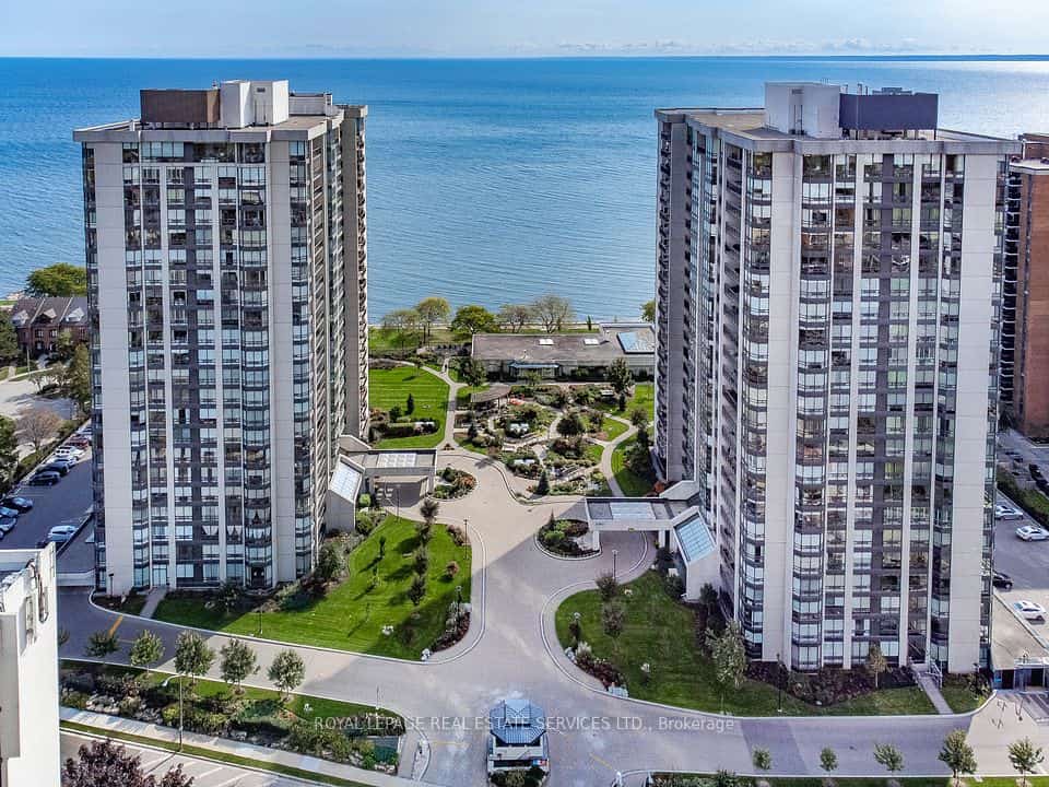 2170 Marine Drive #1506, Oakville, ON L6L 5V1