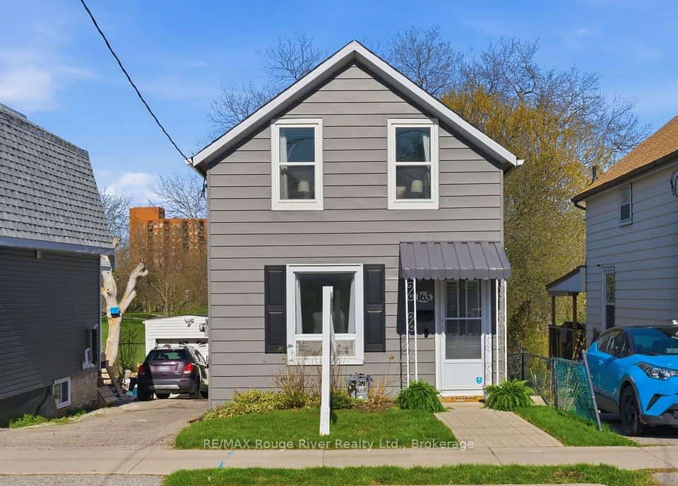 163 Nassau Street, Oshawa, ON L1J 4A6