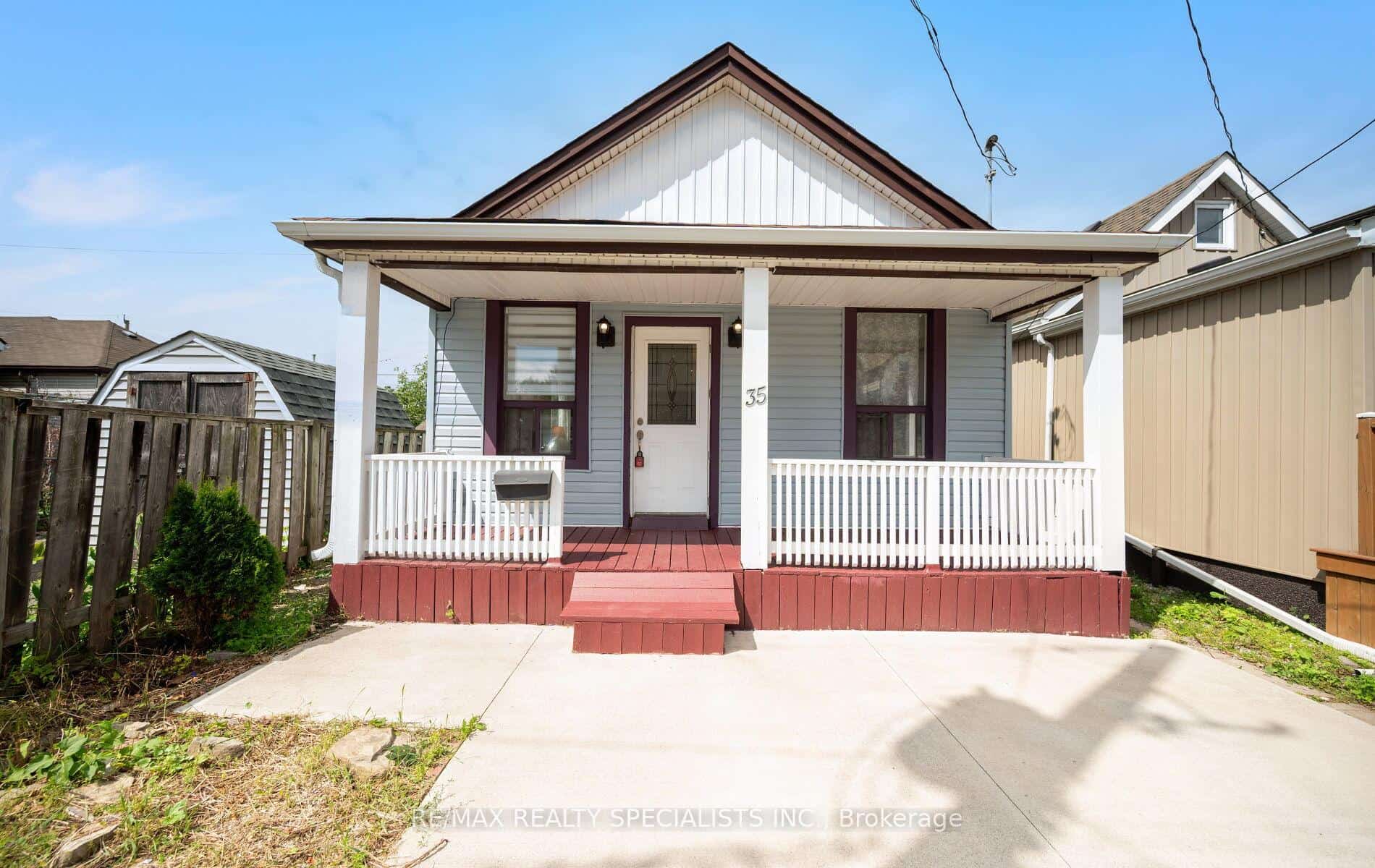 35 Britannia Avenue, Hamilton, ON L8H 1W5