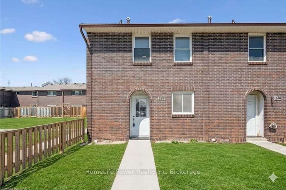31 Greengate Road #239, Guelph, ON N1H 6R3