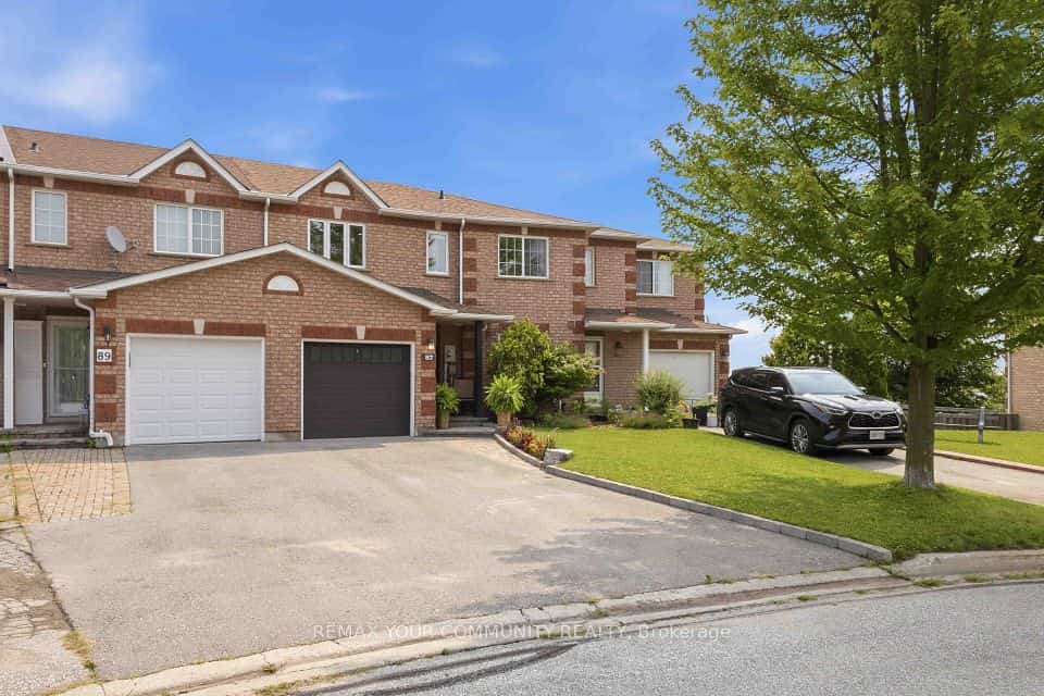87 Lancaster Court, Georgina, ON L4P 2Z9