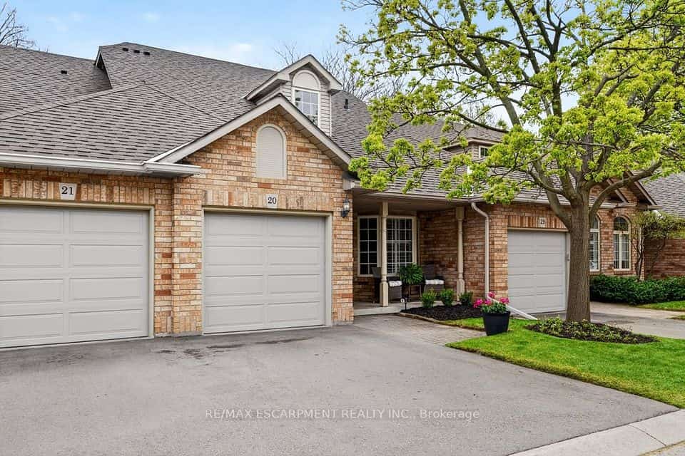 2350 New Street #20, Burlington, ON L7R 4P8