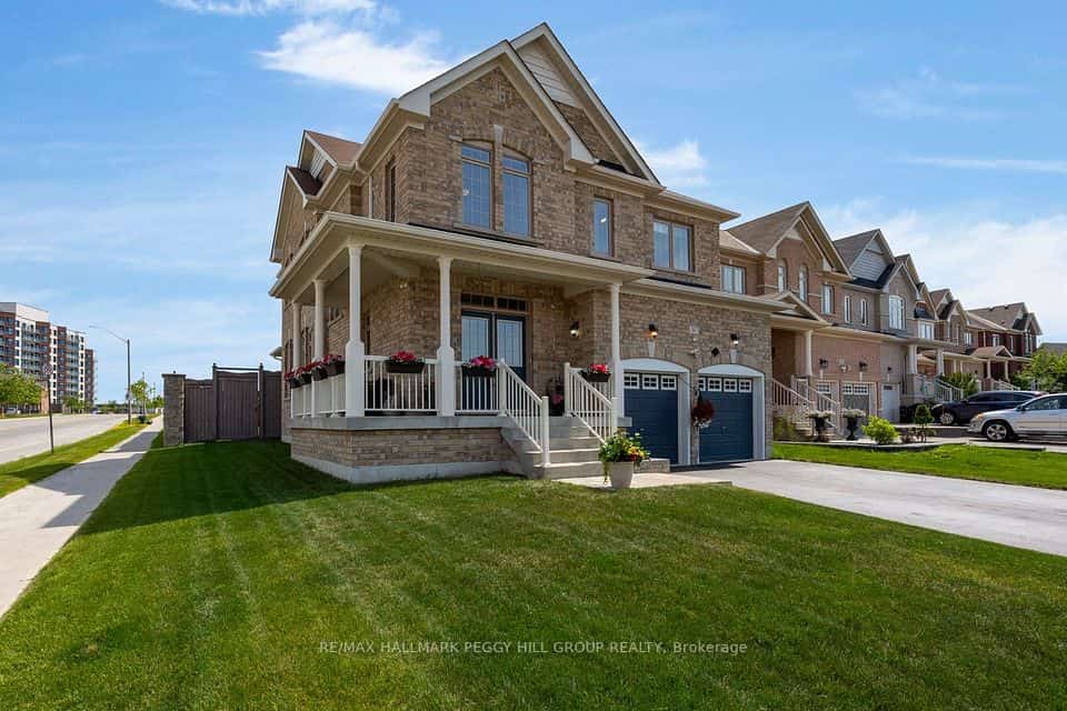 267 Kozlov Street, Barrie, ON L4N 6R7