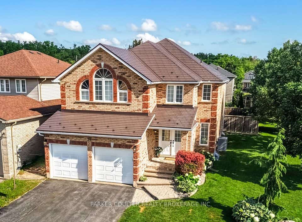 71 Balmoral Place, Barrie, ON L4N 0Y9